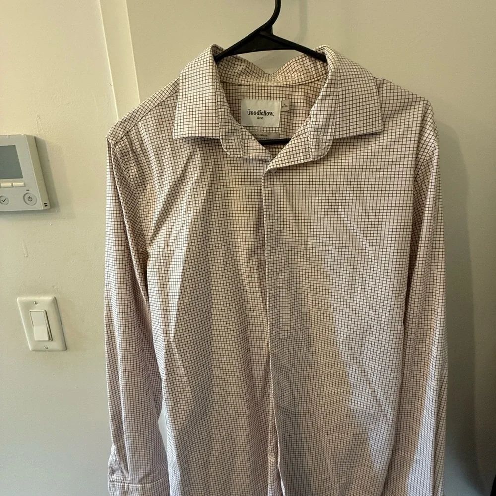 Goodfellow & Co Maroon Casual Button Down Shirt